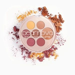 Pear Nova - Eyeshadow Palette - new in box